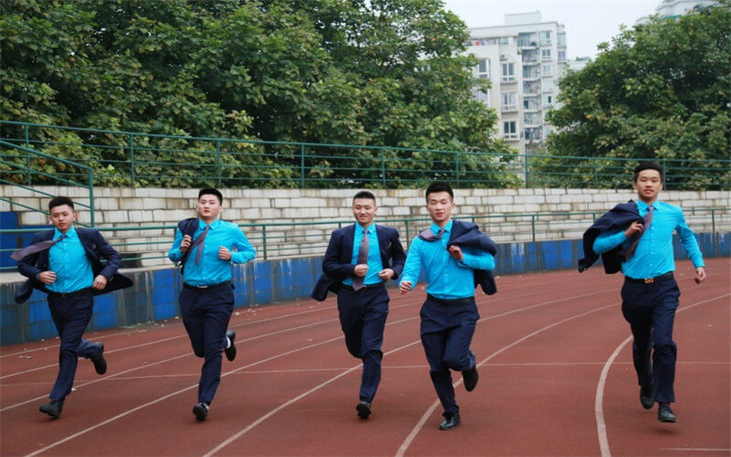 2023年河北考生多少分可以上重慶海聯(lián)職業(yè)技術(shù)學(xué)院飛機(jī)機(jī)電設(shè)備維修專業(yè)？