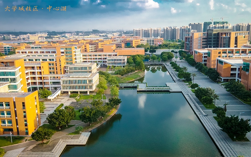 華南理工大學(xué)環(huán)境科學(xué)與工程類專業(yè)在貴州招生錄取分數(shù)(理科)：592分