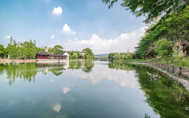 廣東外語外貿(mào)大學(xué)南國商學(xué)院朝鮮語（培養(yǎng)朝英復(fù)語人才）專業(yè)在重慶招生錄取分?jǐn)?shù)(歷史類)：457分