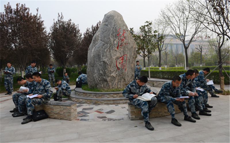 空軍工程大學導航工程（導航技術與指揮）（專業(yè)類別：軍事（一）專業(yè)在內蒙古招生錄取分數(理科)：534分