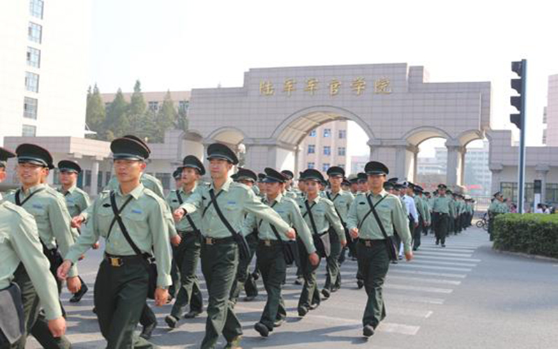 2023年中國人民解放軍陸軍炮兵防空兵學(xué)院在內(nèi)蒙古錄取批次及錄取分?jǐn)?shù)參考