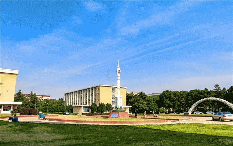 南昌航空大學(xué)科技學(xué)院焊接技術(shù)與工程（智能焊接技術(shù)）專業(yè)在遼寧招生錄取分?jǐn)?shù)(物理類)：437分