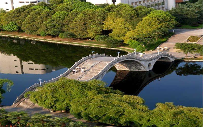 吉首大學(xué)物理學(xué)專業(yè)錄取分?jǐn)?shù)線【福建高考物理類】