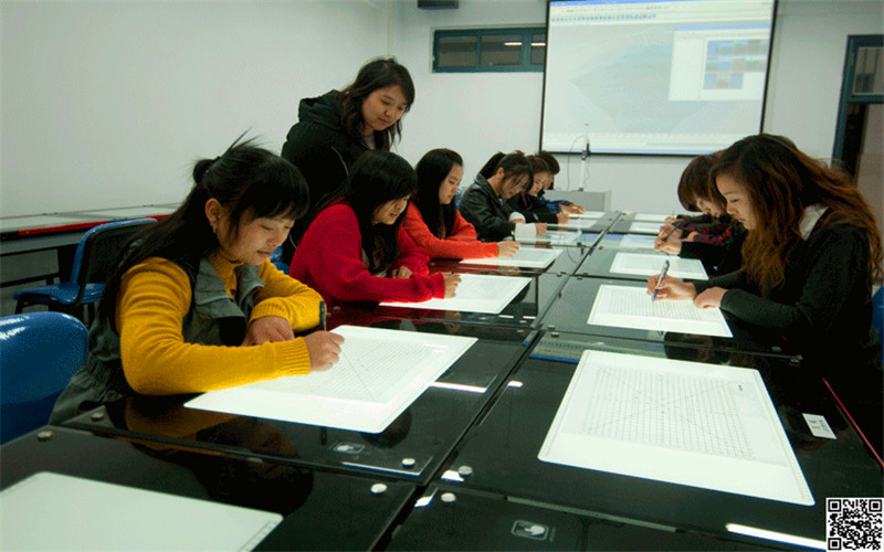 安徽廣播影視職業(yè)技術(shù)學(xué)院新聞采編與制作專業(yè)在山東招生錄取分?jǐn)?shù)(綜合)：414分