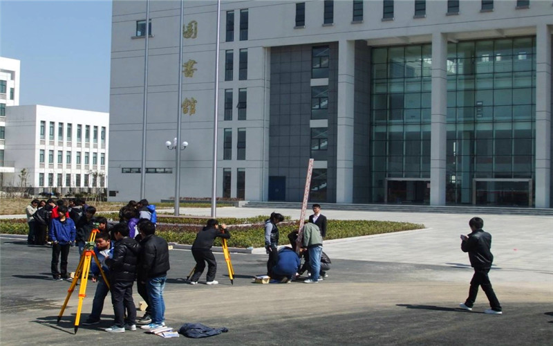 安徽建筑大學城市建設學院安全工程專業(yè)在遼寧招生錄取分數(shù)(物理類)：435分