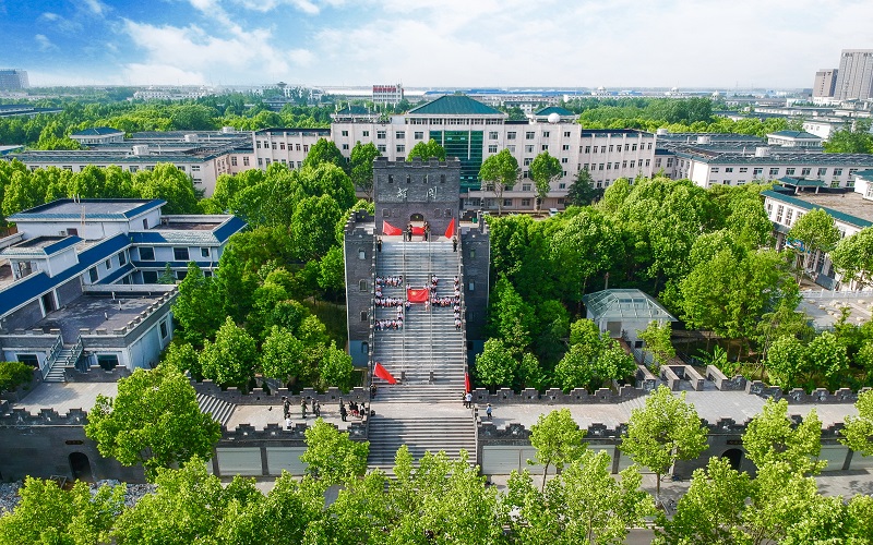 內(nèi)蒙古文科考生排多少名可以上武漢生物工程學(xué)院金融工程專業(yè)?