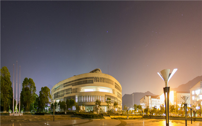 山東綜合考生排多少名可以上桂林電子科技大學(xué)建筑電氣與智能化專業(yè)?