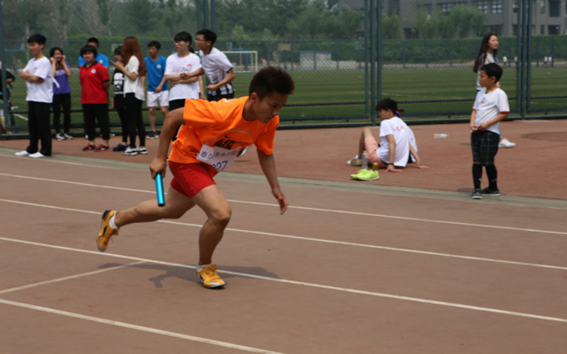 北京青年政治學院證券實務專業(yè)在內(nèi)蒙古招生錄取分數(shù)(理科)：278分