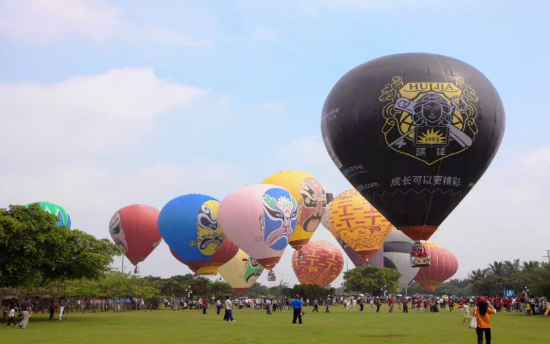 2023年遼寧考生多少分可以上北京匯佳職業(yè)學(xué)院網(wǎng)絡(luò)營銷與直播電商（直播運(yùn)營方向）專業(yè)？